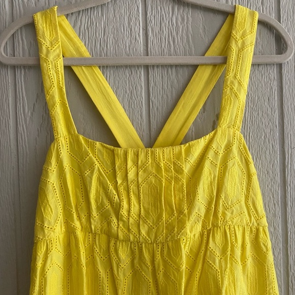 Diane von Furstenberg Yellow Eyelet Crisscross Back Scallop Hem Babydoll Tank 10 - Picture 4 of 9